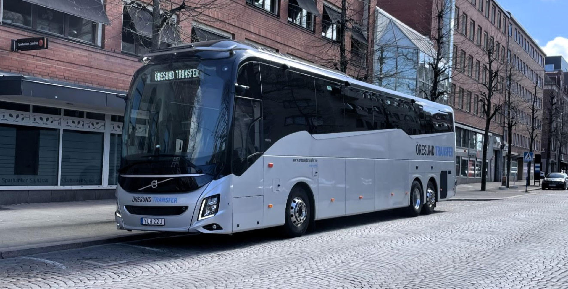 Group transfer bus